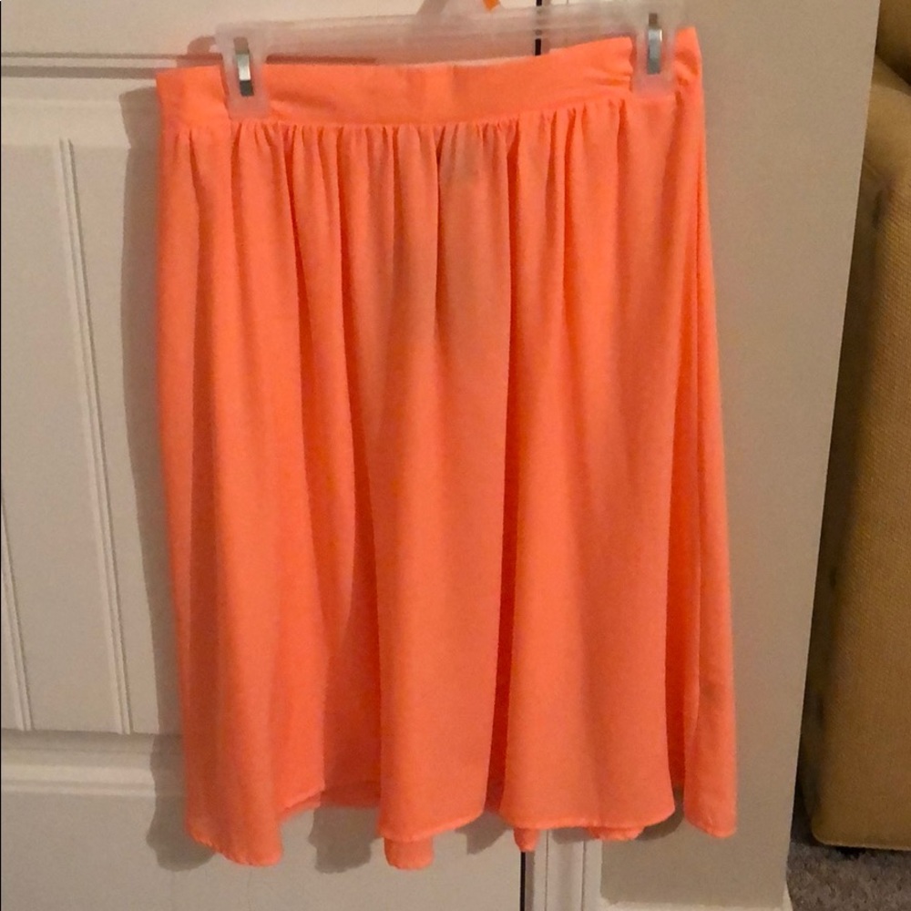 Float knee length skirt